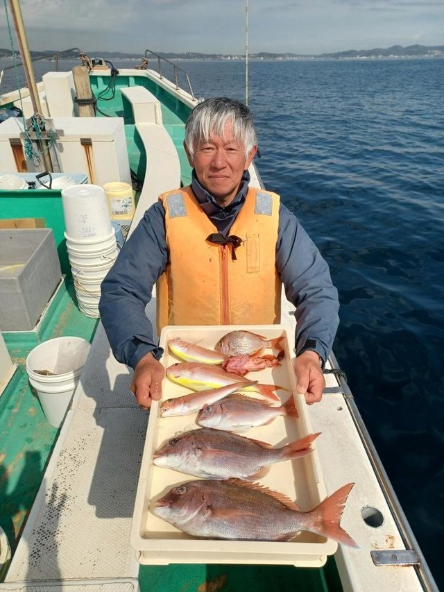 マダイ・ハナダイ(チダイ)・アマダイ(アカアマダイ)・シロアマダイ・イトヨリ(イトヨリダイ)・カサゴ