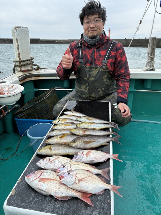 チダイ・マアジ・イサギ(イサキ)