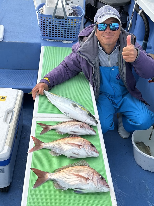 マダイ・イナダ(ブリ)