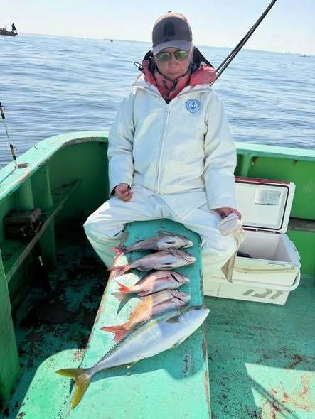 マダイ・イナダ(ブリ)