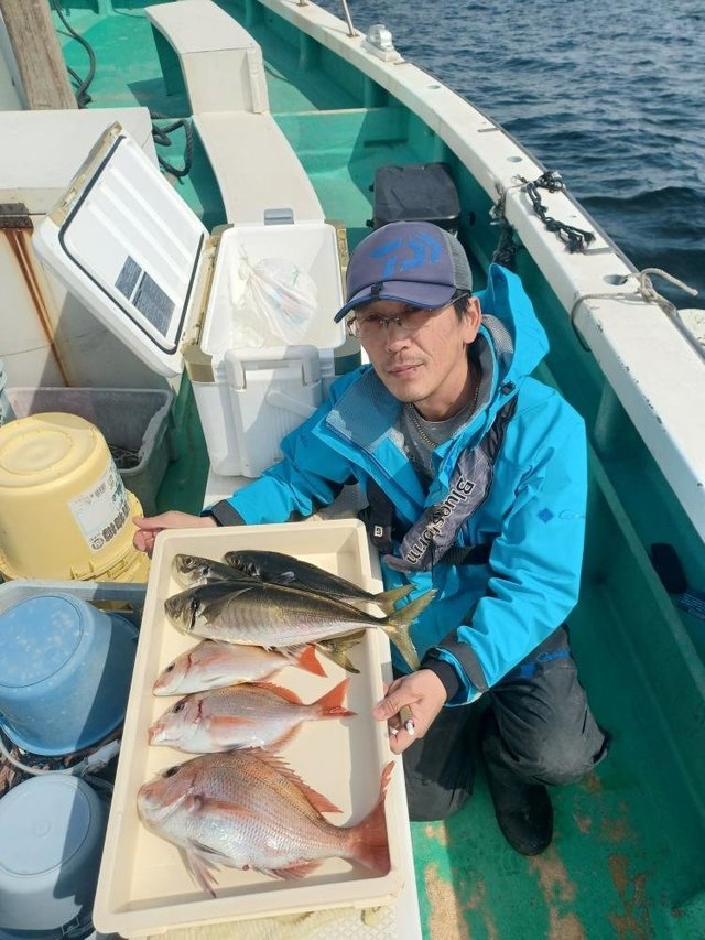 マダイ・ハナダイ(チダイ)・アジ(マアジ)