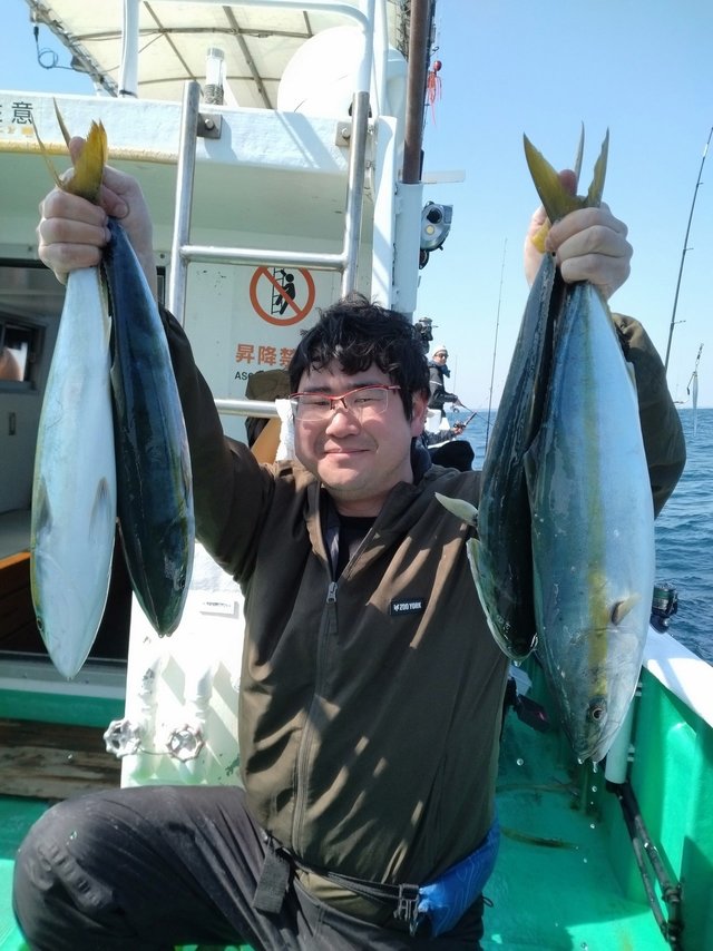 イナダ(ブリ)・イナワラ(ブリ)