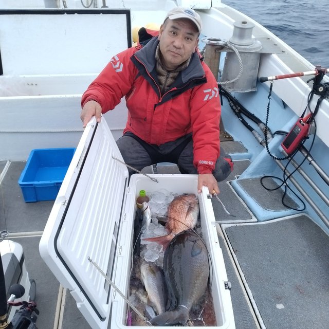 マダイ・クロ(メジナ)・イサキ