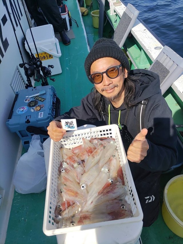 マルイカ(ケンサキイカ)