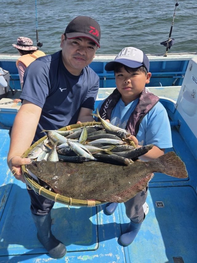 アジ(マアジ)・ヒラメ