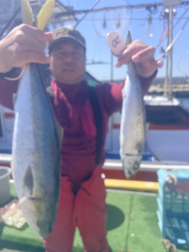 ワラサ(ブリ)・マサバ