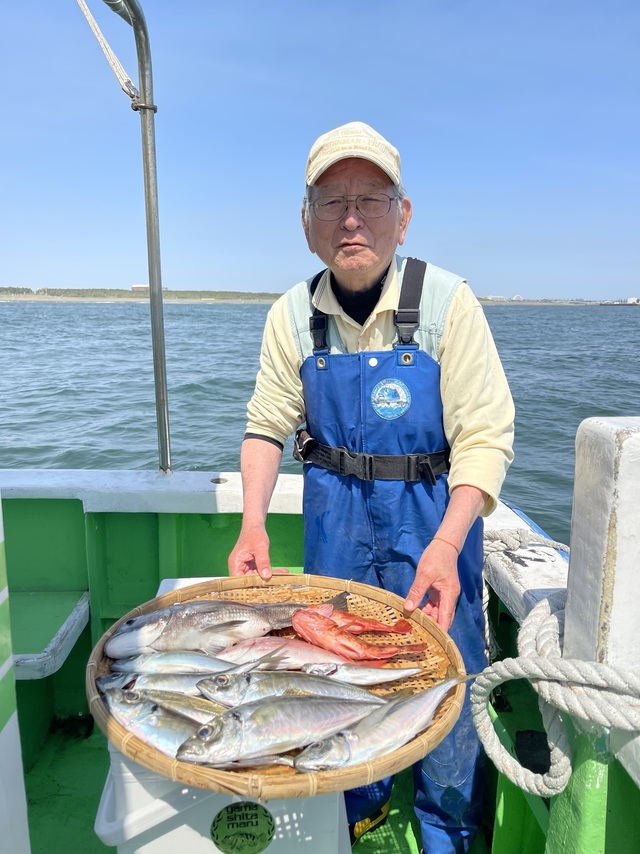 ハナダイ(チダイ)・クロダイ・アジ(マアジ)・カサゴ