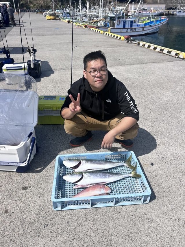 イナダ(ブリ)・アマダイ(アカアマダイ)