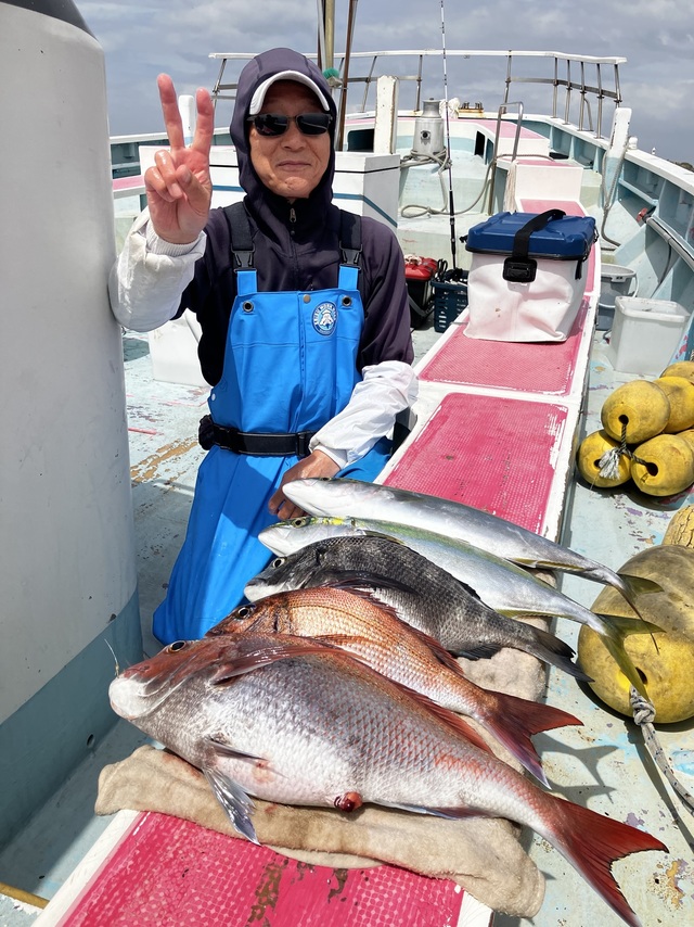 マダイ・クロダイ・イナダ(ブリ)