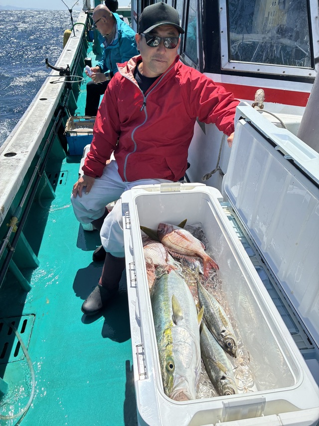 マダイ・マアジ・ブリ