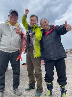 クロムツ・ハチビキ