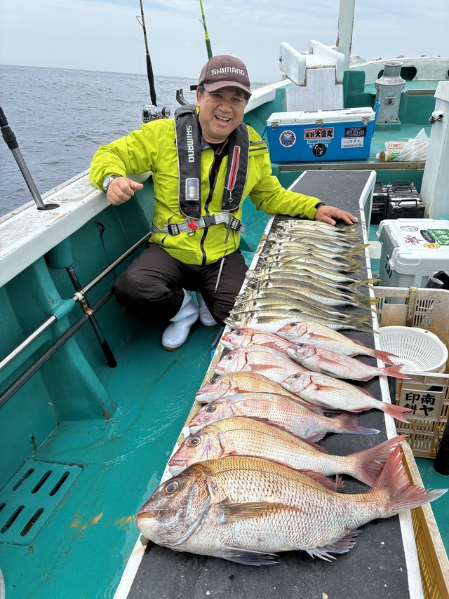 マダイ・マアジ