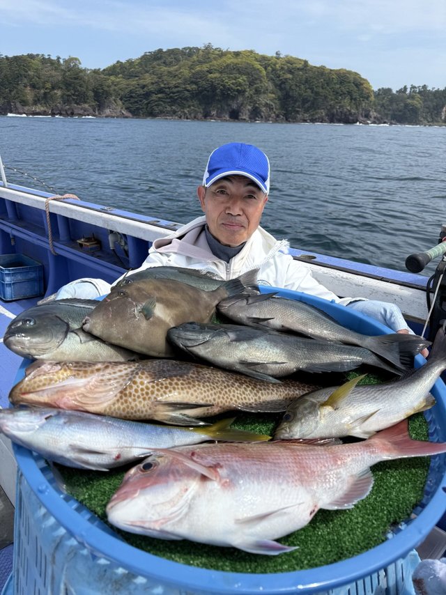 マダイ・メジナ・マハタ・ウメイロ・イサキ・ウマヅラハギ