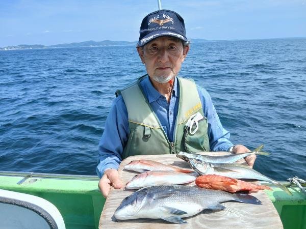 マダイ・ハナダイ(チダイ)・クロダイ・アジ(マアジ)・オニカサゴ