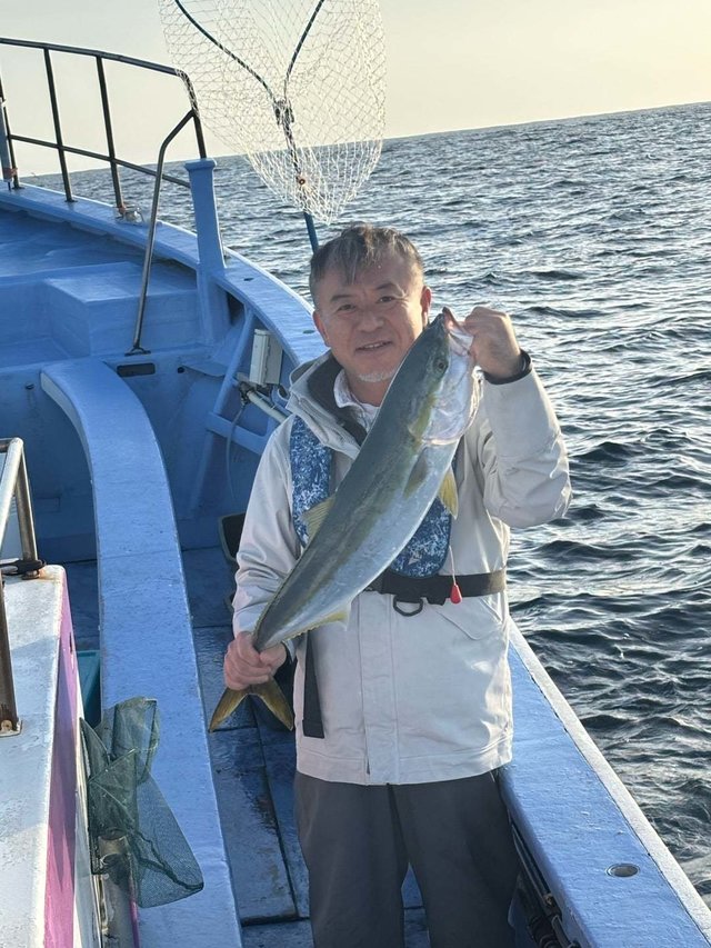 イナワラ(ブリ)