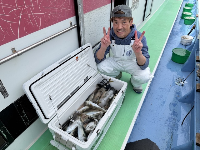 マアジ