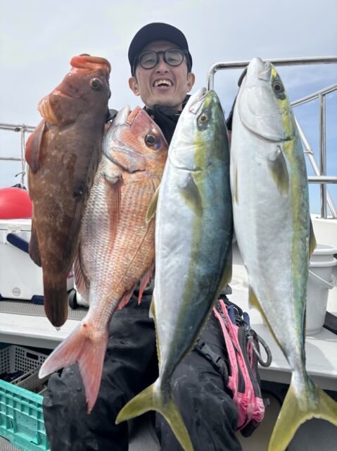 マダイ・アコウ(キジハタ)・ハマチ(ブリ)