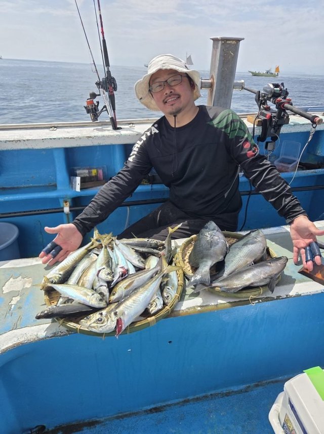 メジナ・アジ(マアジ)