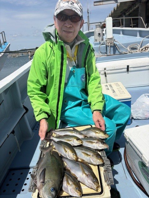 メジナ・イサキ