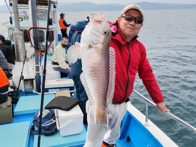 シロアマダイ