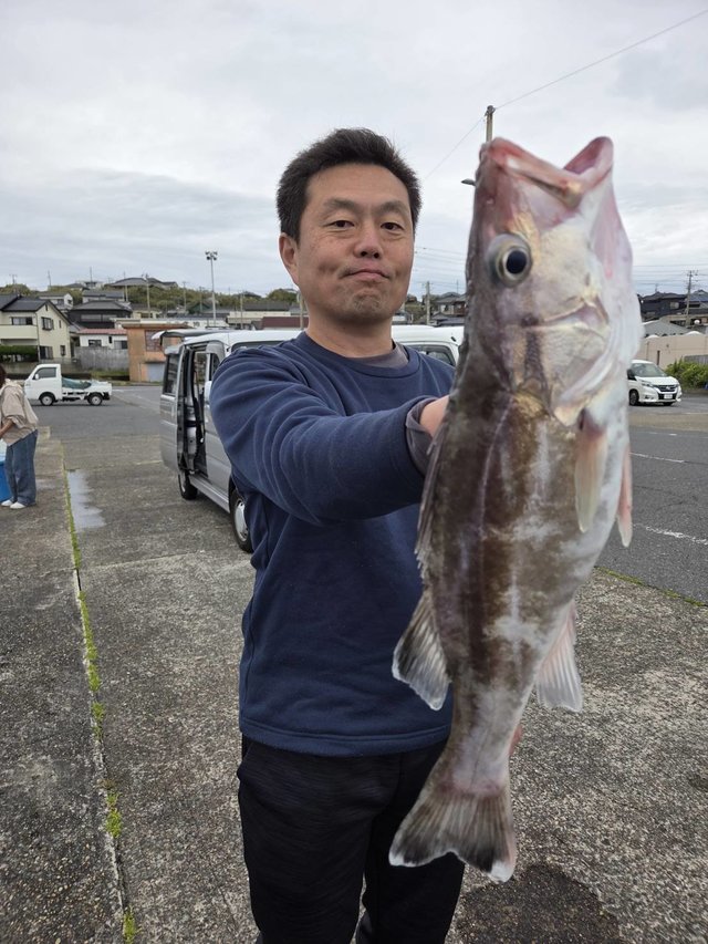 アラ