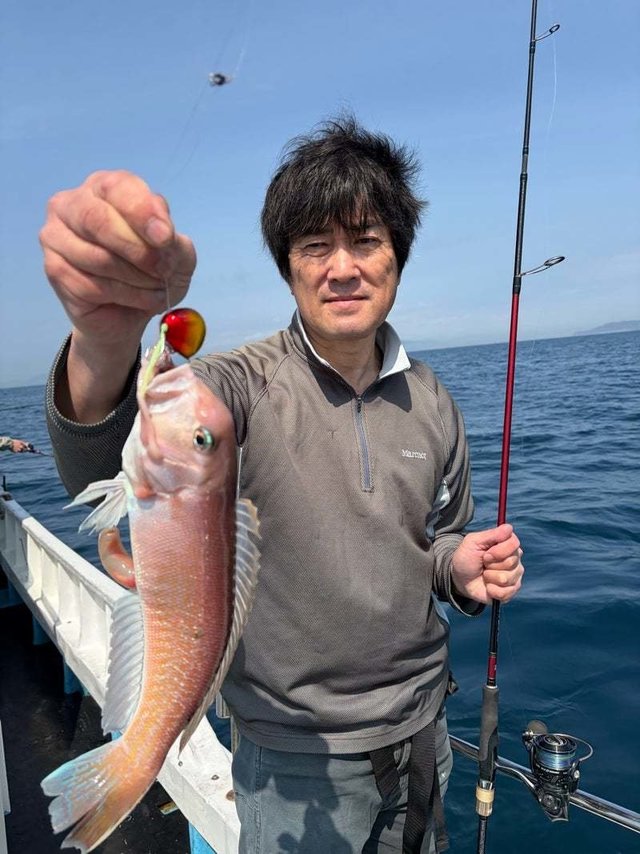 シロアマダイ