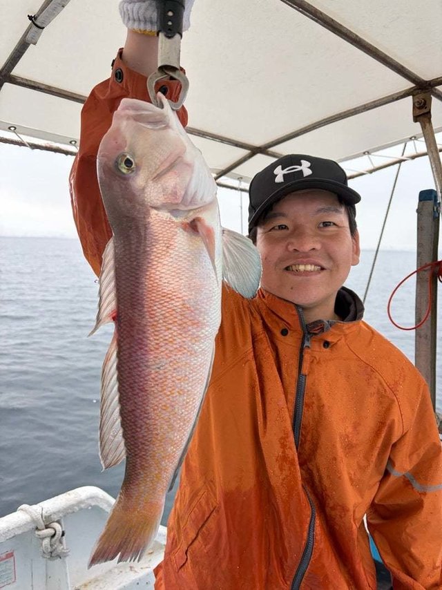 シロアマダイ