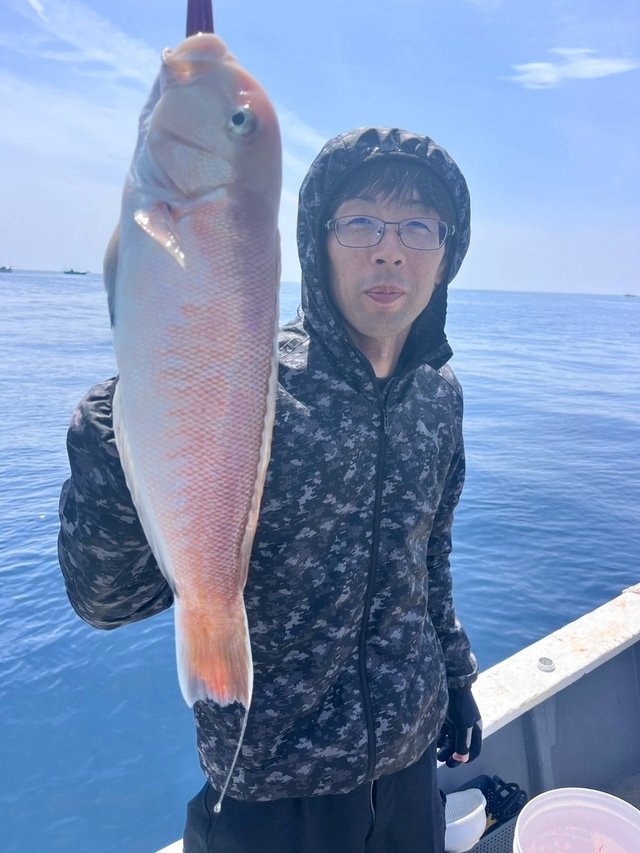 シロアマダイ