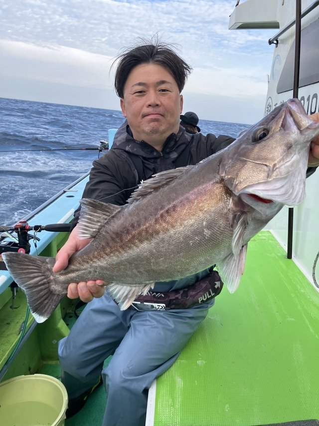 アラ