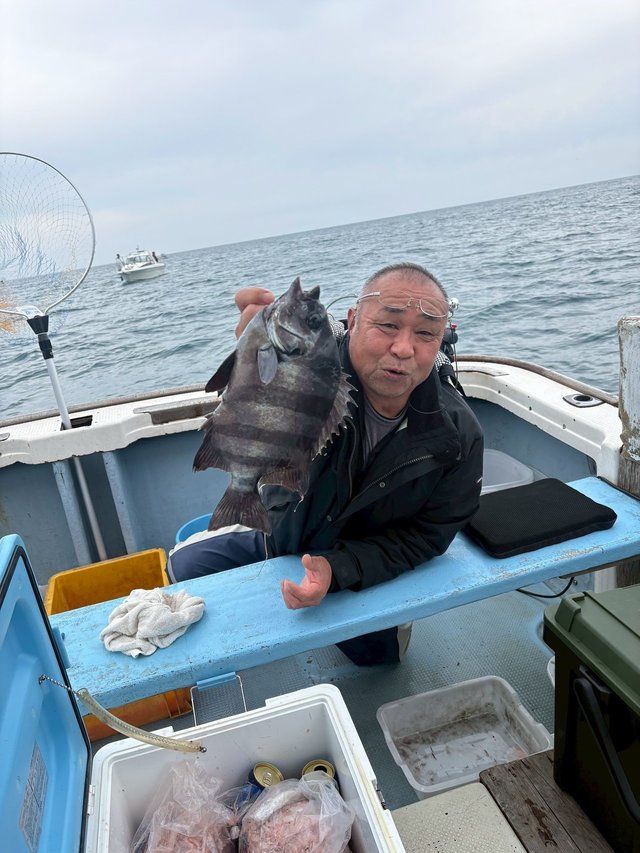 イシダイ