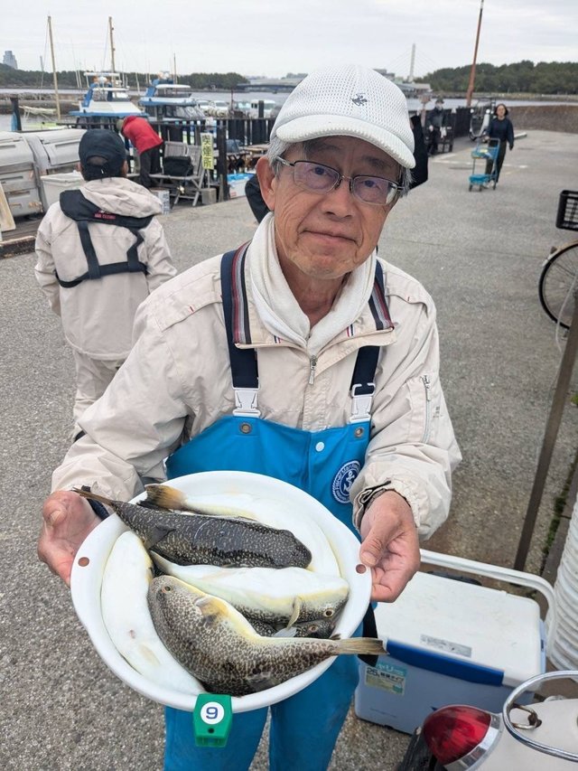 ショウサイフグ
