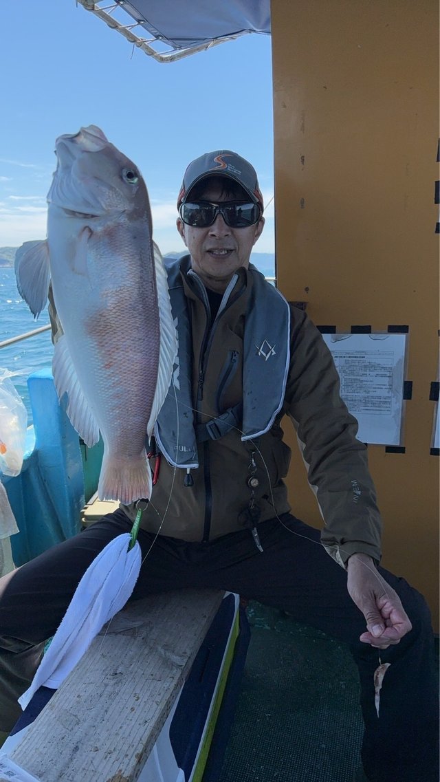 シロアマダイ