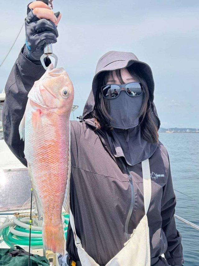 シロアマダイ