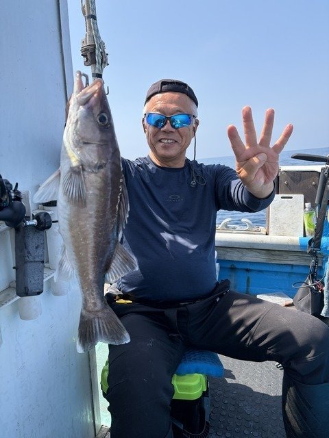アラ