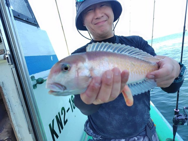 シロアマダイ