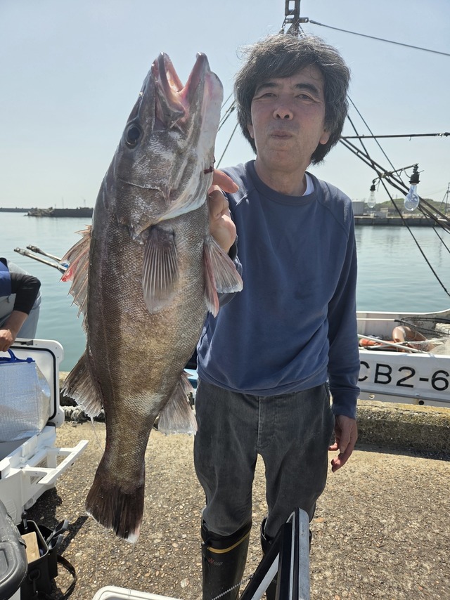 アラ