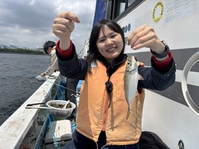 マアジ