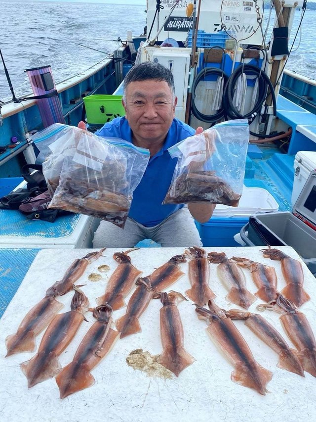 ムギイカ(スルメイカ)・ニセイカ(スルメイカ)