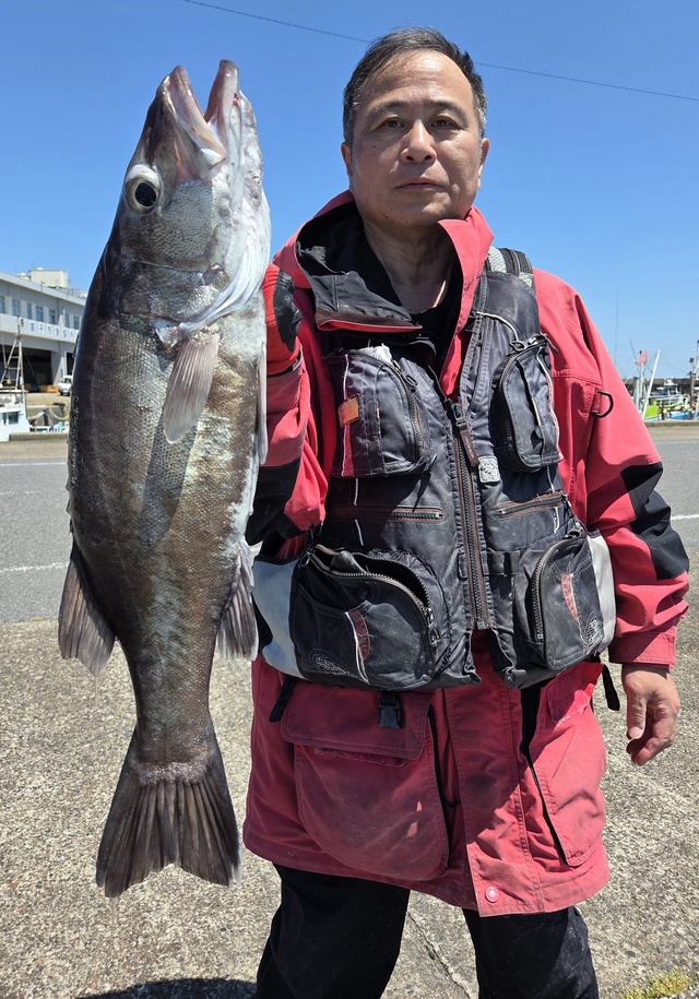 アラ