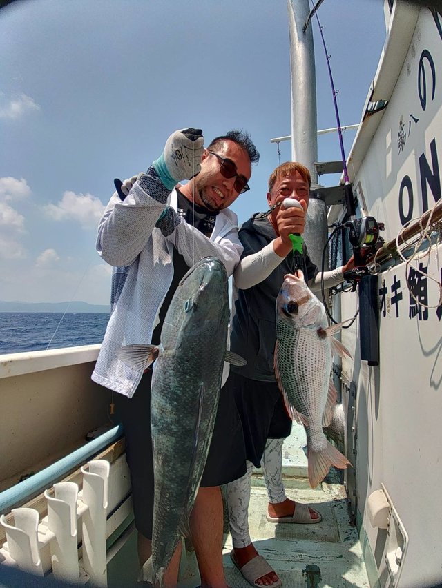 アオチビキ