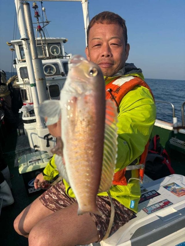 シロアマダイ