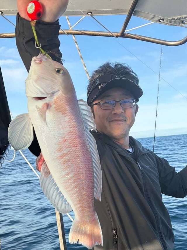 シロアマダイ