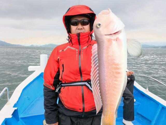 シロアマダイ