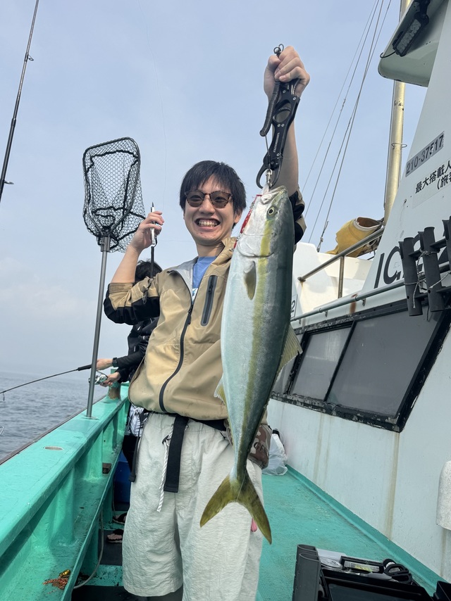 イナダ(ブリ)