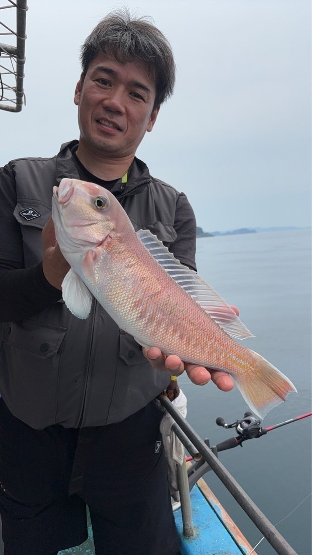 シロアマダイ