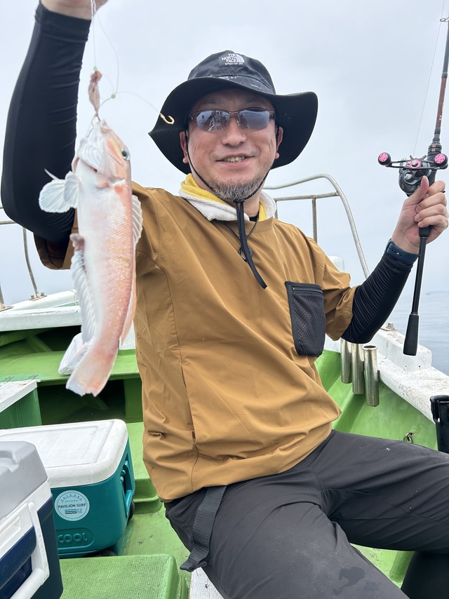 シロアマダイ