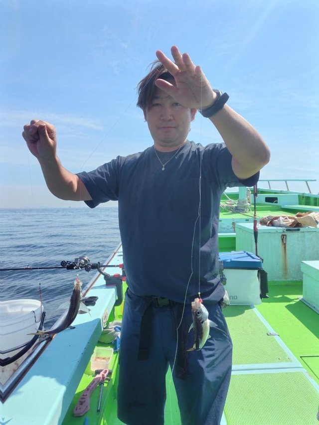 マアジ