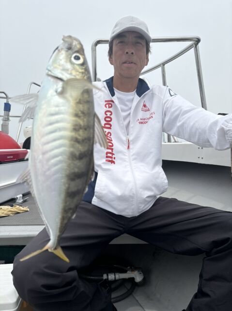 オニアジ