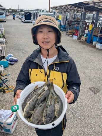 ショウサイフグ