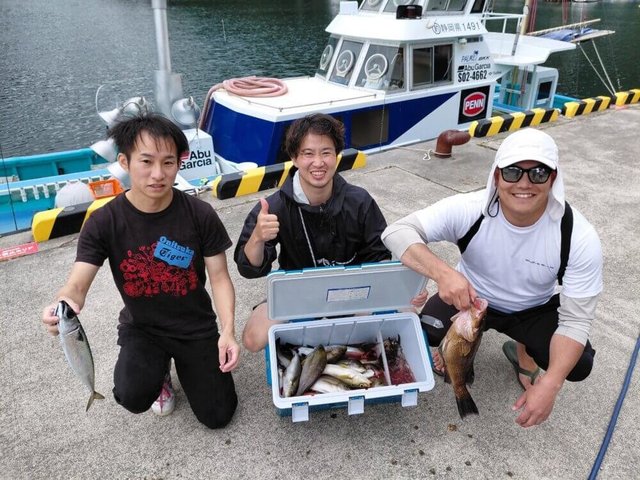 オオモンハタ・イサキ・ソウダガツオ(ヒラソウダ)・サバ(ゴマサバ)
